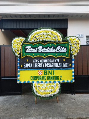 Papan Bunga Duka di Bukit Datuk