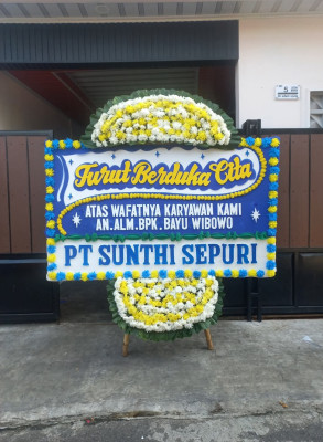 Papan Bunga Duka di Bukit Datuk